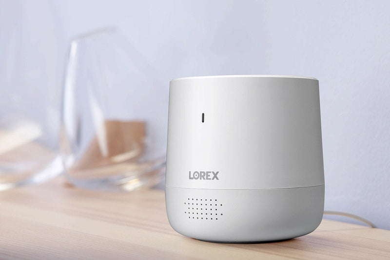 Lorex Smart Home Security Center with 2K Wire-Free Cameras, 2K Doorbell and Range Extender - Lorex Corporation